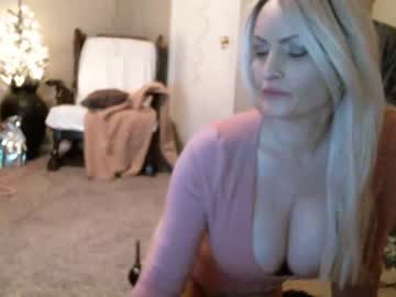Cam for mmmmmwah