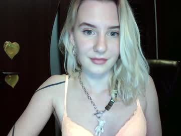 Cam for nicole_creamdream