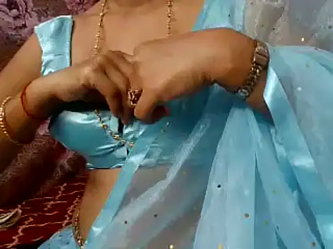 Stripchat sex cam BHUMI4U